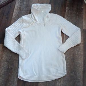 Eddie Bauer sweater